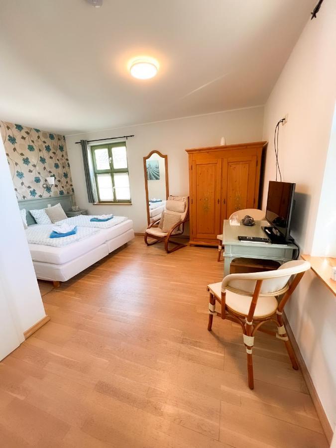 Kornmuehle Doppelzimmer Muehlenstein Mellenthin Esterno foto